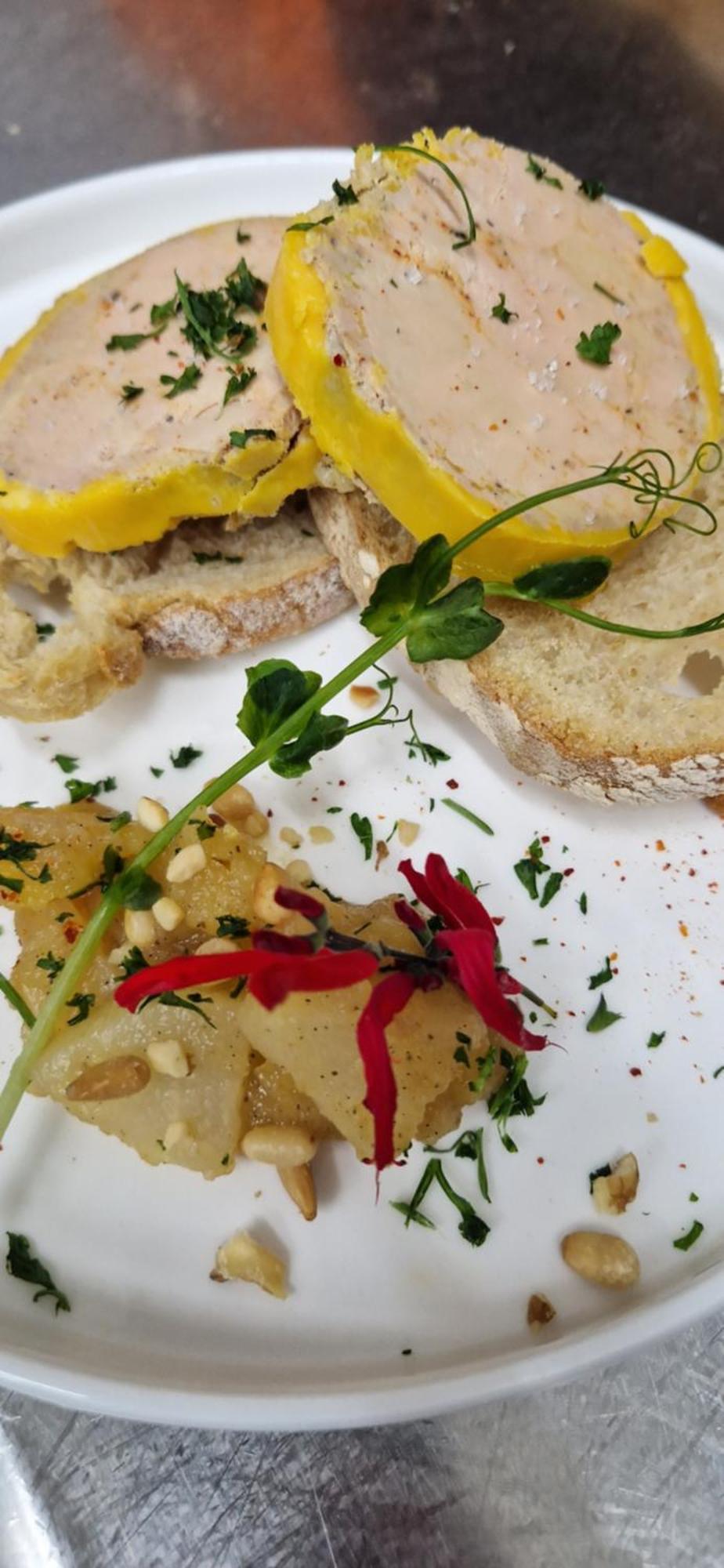Chateau D'Arance Hotel Restaurant Espace Bien-Etre Cette-Eygun Екстер'єр фото