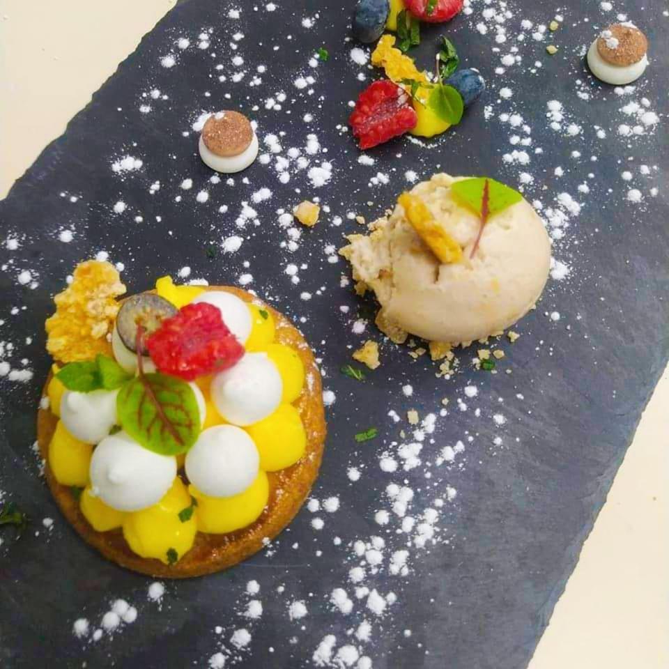 Chateau D'Arance Hotel Restaurant Espace Bien-Etre Cette-Eygun Екстер'єр фото